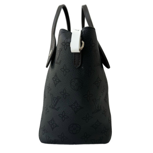 Louis Vuitton Handbag Mahina Black