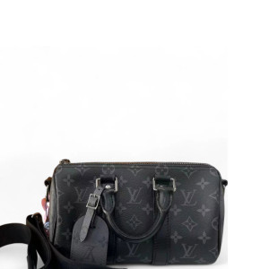 Louis Vuitton Keepall 25 Monogram Eclipse Black