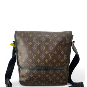 Louis Vuitton Messenger Monogram Brown Black