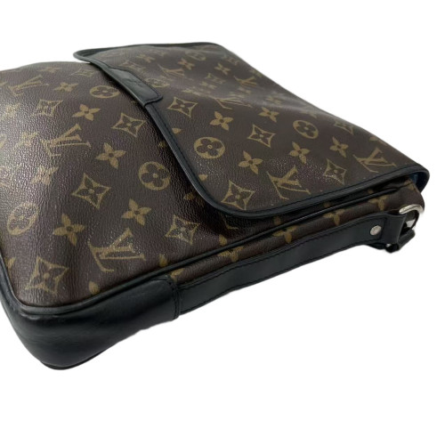 Louis Vuitton Messenger Monogram Brown Black
