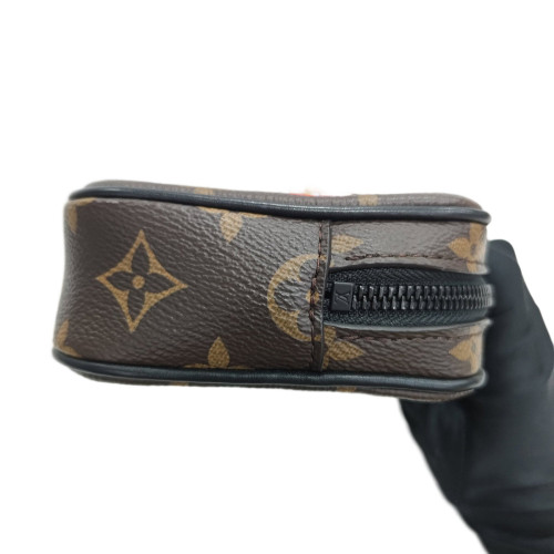 Louis Vuitton Clutch Monogram Brown Black Orange