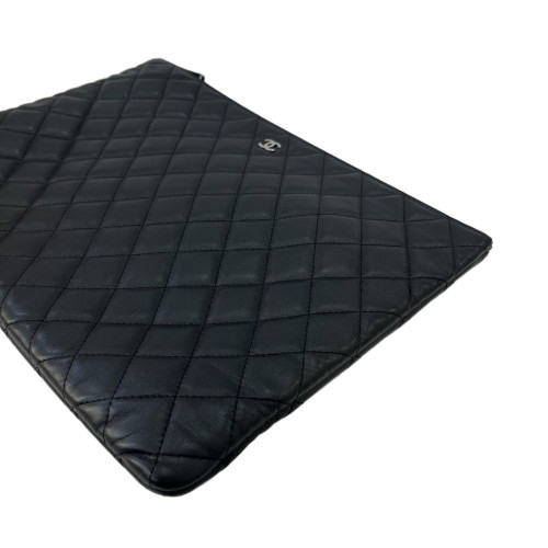 Chanel Quilted Clutch Lambskin Black