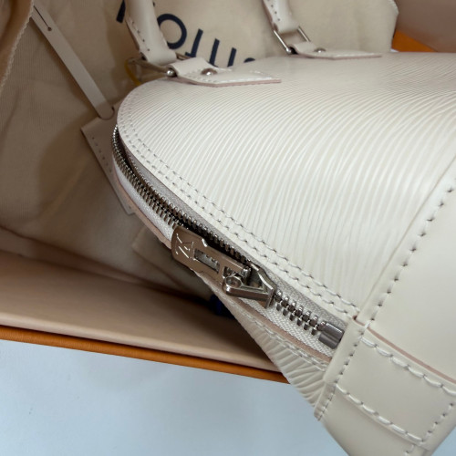 Louis Vuitton Alma BB Epi White
