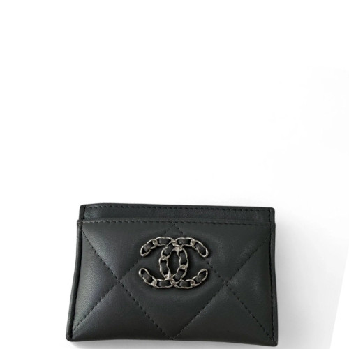 Chanel Quilted 19 Card Holder Calfskin Black