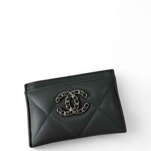 Chanel Quilted 19 Card Holder Calfskin Black
