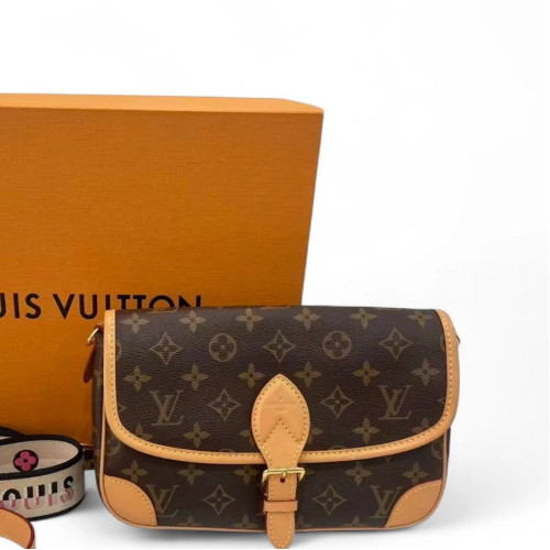Louis Vuitton Diane Monogram Brown
