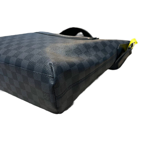 Louis Vuitton Messenger Damier Graphite Black