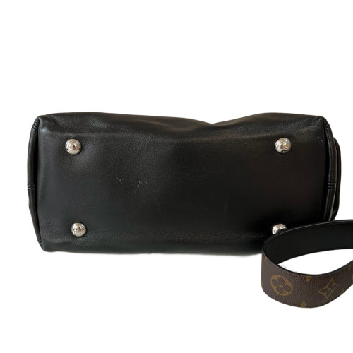Louis Vuitton Carryall Cargo PM Calfskin Black Louis Vuitton Carryall Cargo PM Calfskin Black