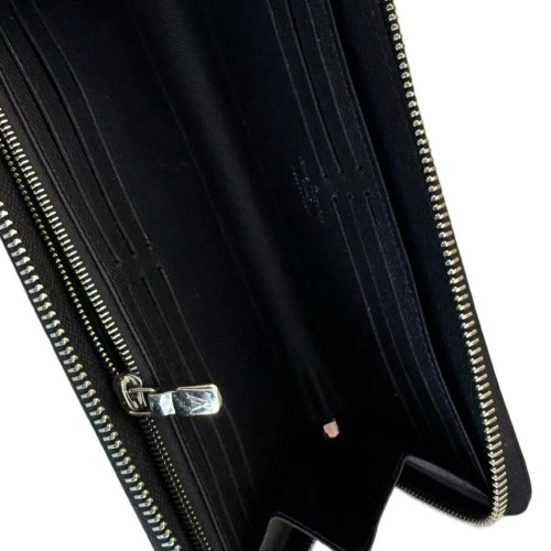 Louis Vuitton Clutch Calfskin Black