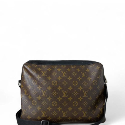 Louis Vuitton Messenger Monogram Brown Black