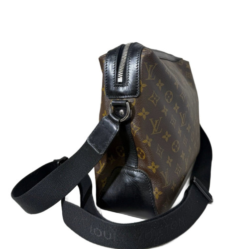 Louis Vuitton Messenger Monogram Brown Black