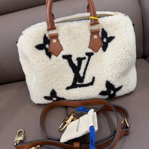 Louis Vuitton Speedy Bandouliere 25 Shearling White Brown Black