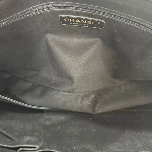 Chanel Quilted Tote Bag Calfskin Black
