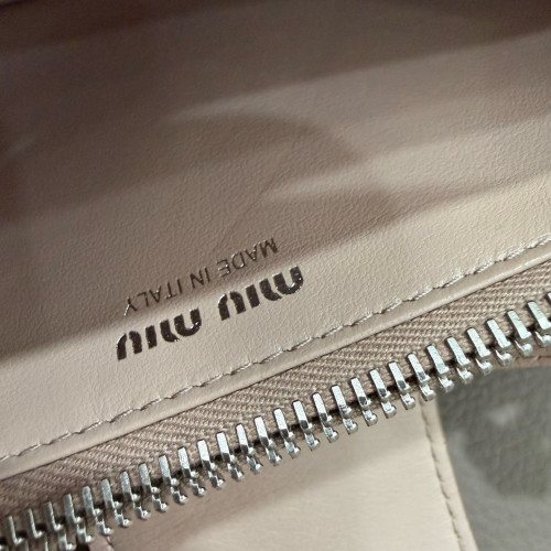 Miu Miu Wallet On Chain WOC Calfskin Crocodile Embossed Light Tan Miu Miu Wallet On Chain WOC Calfskin Crocodile Embossed Light Tan