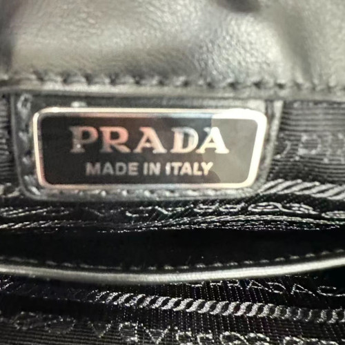 Prada Clutch Calfskin Black