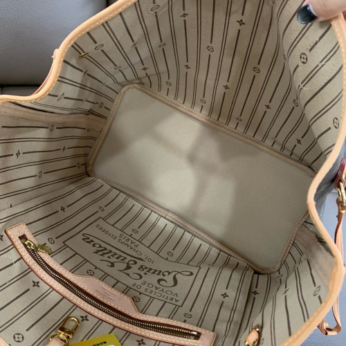 Louis Vuitton Neverfull MM Monogram Brown