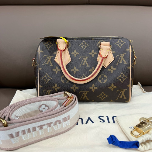 Louis Vuitton Speedy Bandouliere 20 Monogram Brown