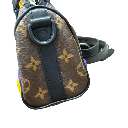 Louis Vuitton Lv Rubber Keepall Bandouliere 25 Monogram Brown