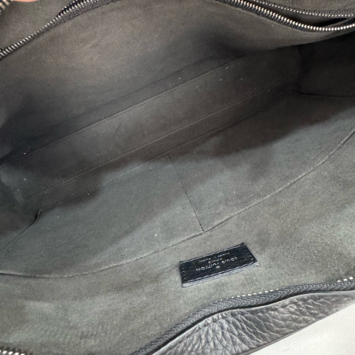 Louis Vuitton Messenger Calfskin Black