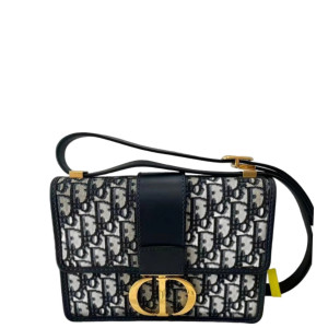 Dior 30 Montaigne Flap Bag Oblique Black Beige Navy Dior 30 Montaigne Flap Bag Oblique Black Beige Navy