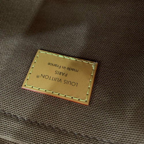 Louis Vuitton Nil Messenger Monogram Brown