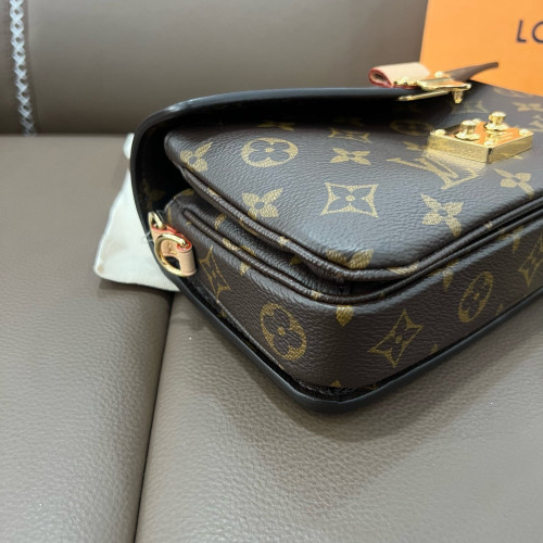 Louis Vuitton Pochette Metis East West Monogram Brown