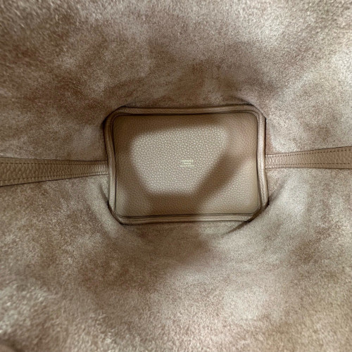 Hermes Picotin 18 Calfskin 4B Biscuit