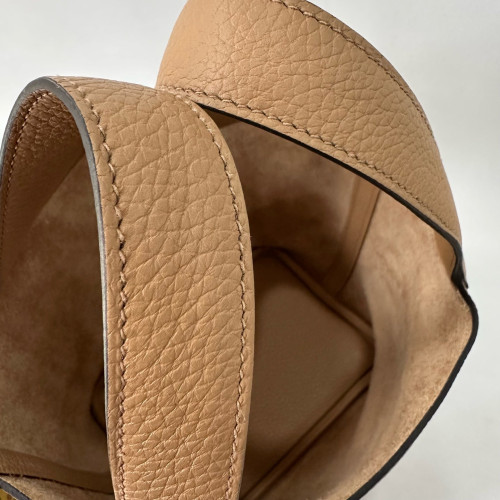 Hermes Picotin 18 Calfskin 4B Biscuit