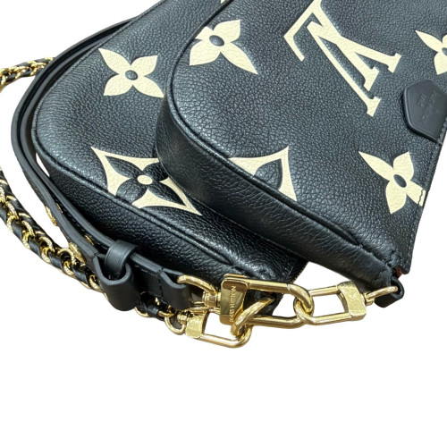 Louis Vuitton Multi Pochette Accessories Monogram Giant Black White Louis Vuitton Multi Pochette Accessories Monogram Giant Black White