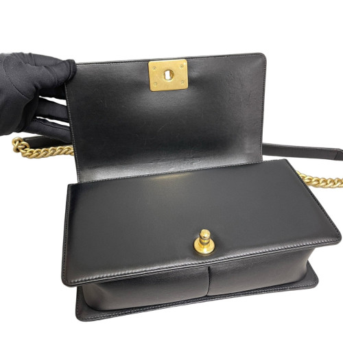 Chanel Chevron Quilted Medium Boy Flap Calfskin Black
