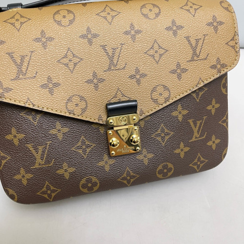 Louis Vuitton Pochette Metis Monogram Brown