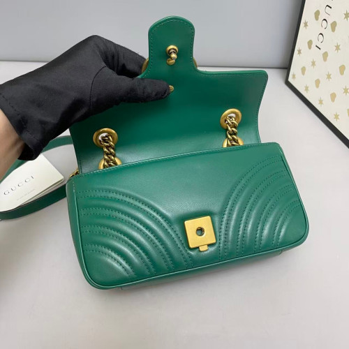 Gucci Chevron Mini GG Marmont Calfskin Emerald Green Gucci Chevron Mini GG Marmont Calfskin Emerald Green