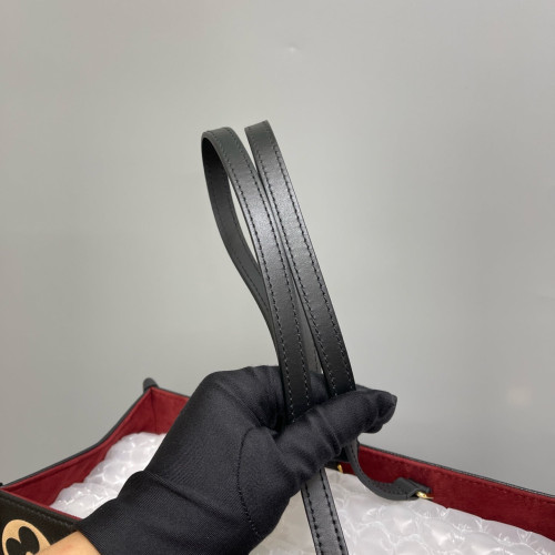 Louis Vuitton Onthego MM Empreinte Monogram Giant Black Beige