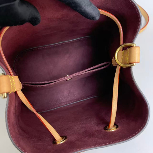 Louis Vuitton Neonoe BB Monogram Brown