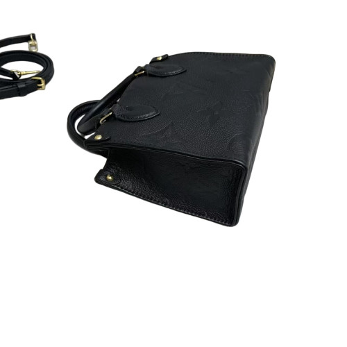 Louis Vuitton Onthego BB Taiga Black