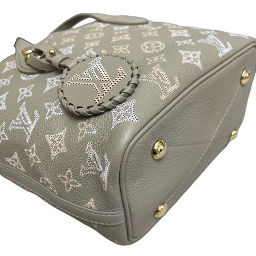 Louis Vuitton Blossom Tote PM Mahina Light Green