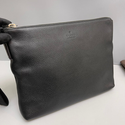 Gucci Clutch Grained Calfskin Black