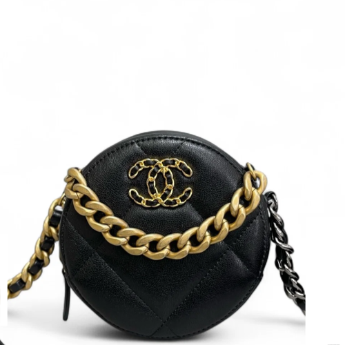 Chanel Quilted 19 Round Clutch With Chain Lambskin Black Chanel Quilted 19 Round Clutch With Chain Lambskin Black