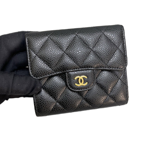 Chanel Quilted Compact Wallet Grained Calfskin Black