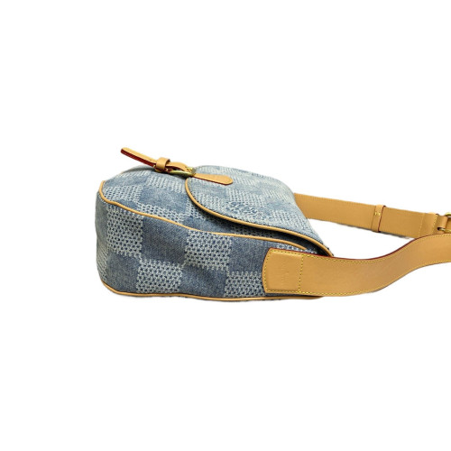Louis Vuitton Montsouris Messenger Bag MM Denim Monogram Blue