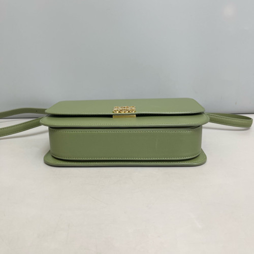 Loewe Medium Goya Flap Bag Smooth Calfskin Green Loewe Medium Goya Flap Bag Smooth Calfskin Green