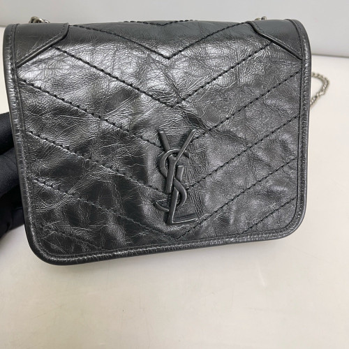 Yves Saint Laurent Mini Niki Chain Pull Up Leather Black
