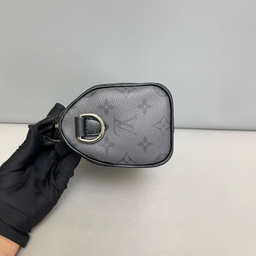 Louis Vuitton Keepall 25 Monogram Eclipse Black
