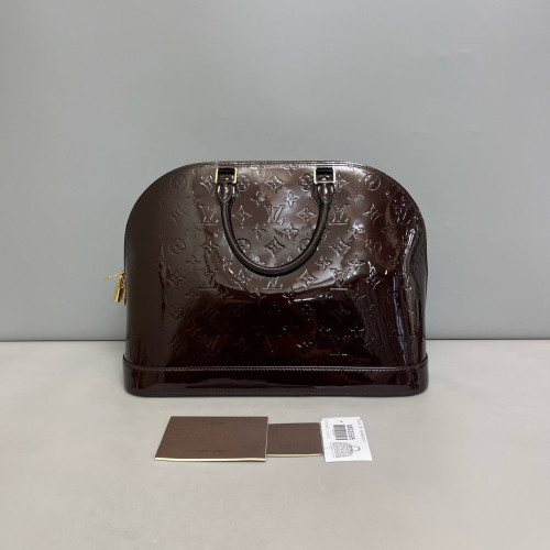 Louis Vuitton Alma GM Vernis Amarante
