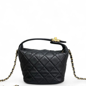 Chanel Quilted Small Perfect Meeting Hobo Lambskin Black Chanel Quilted Small Perfect Meeting Hobo Lambskin Black