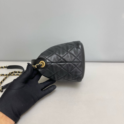Chanel Quilted Small Perfect Meeting Hobo Lambskin Black Chanel Quilted Small Perfect Meeting Hobo Lambskin Black