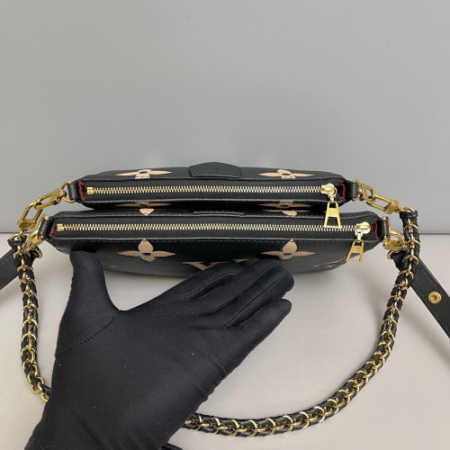Louis Vuitton Multi Pochette Accessories Empreinte Monogram Giant Black White