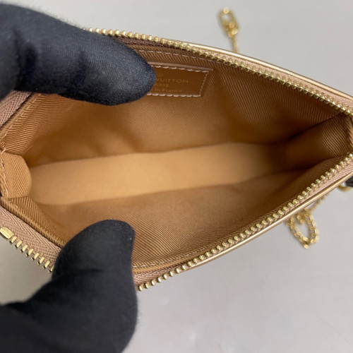 Louis Vuitton Mini Pochette Accessories NM Vernis Light Gold
