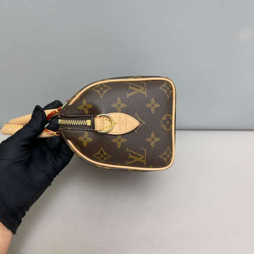 Louis Vuitton Speedy Bandouliere 20 Monogram Brown Black