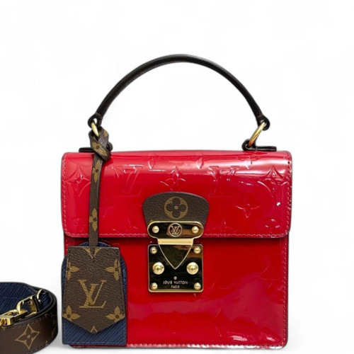 Louis Vuitton Spring Street Vernis Red